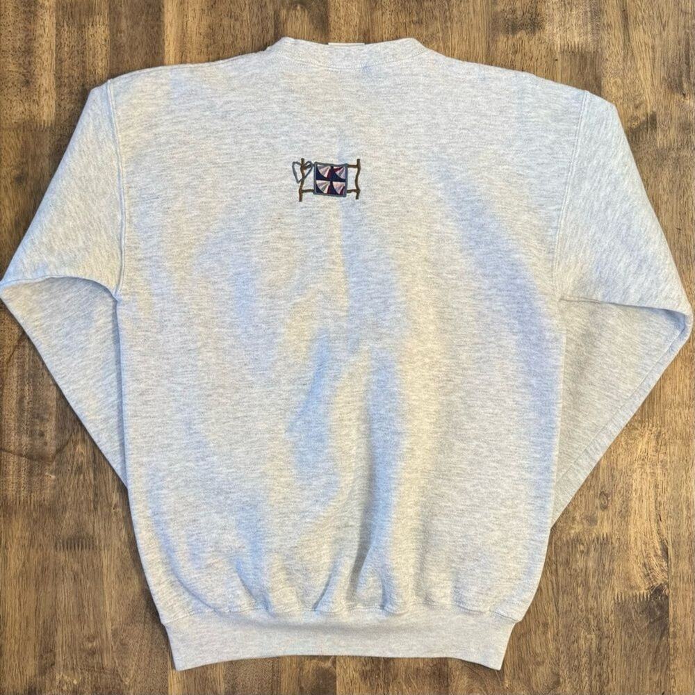 VTG Sweatshirt Amish Farm Corn Quilt Embroidered Handmade Santee Unisex Small - Picture 12 of 12